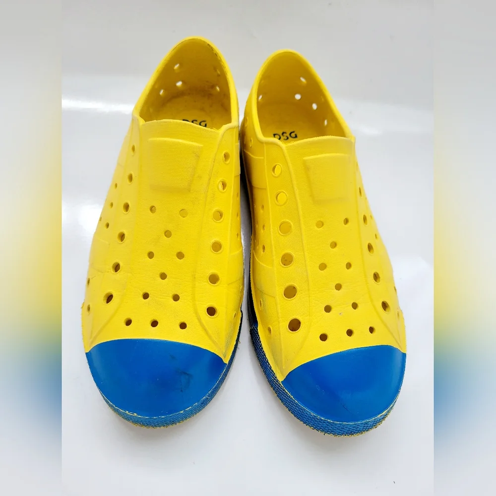 DSG Kid's Water Shoes Slip on Lightweight Perforated EVA Yellow/Blue 3-4Y